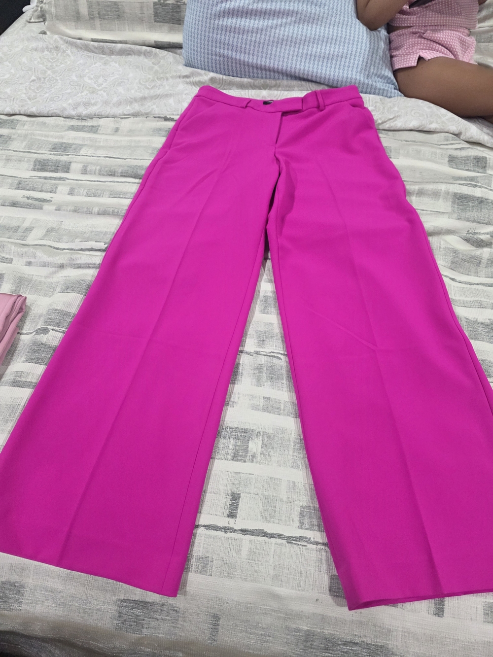 Express Wide Leg Pants in Hot Pink - Picture 2 of 2